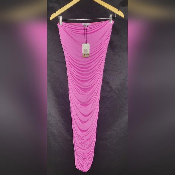 Sincerly Jules Dresses & Skirts - Sincerely Jules Ruched Strapless Dress Pink Large NWT